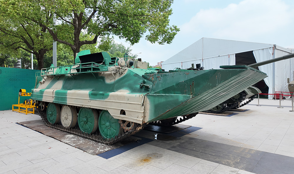 63式装甲运兵车